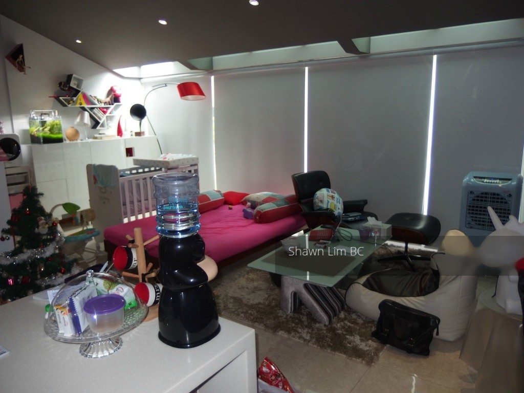 The Nautical thumbnail photo